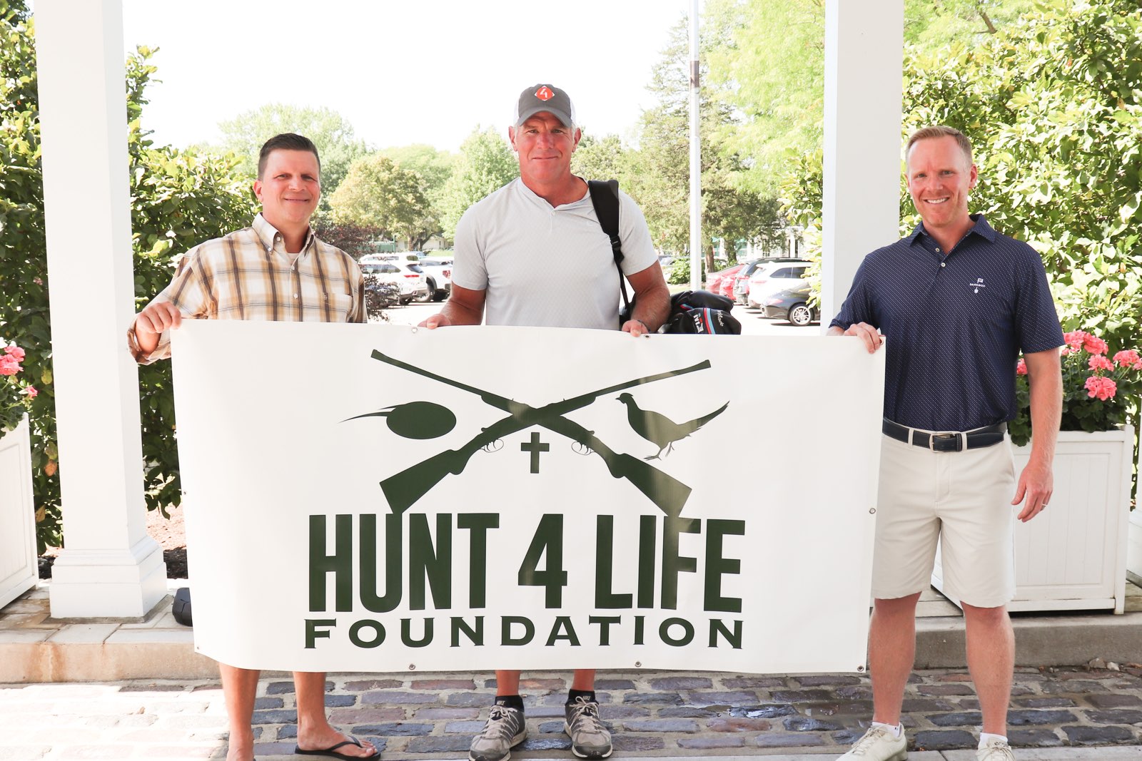 Brett Favre H4LF Brett Favre at the Hunt 4 Life Foundation