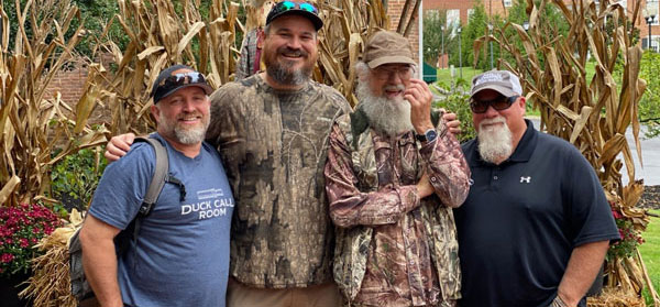 Duck Dynasty - Uncle Si and the Duck Call Room guys